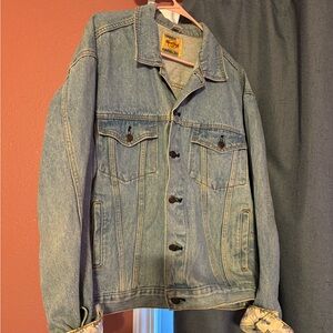 🚨VINTAGE HARD ROCK CAFE DENIM JACKET FROM BOSTON 😍👍👍⭐️🥰